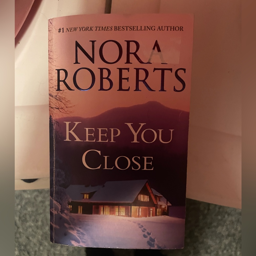 Nora Roberts 'Keep You Close' Book